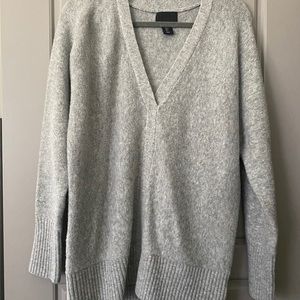 Oversized grey sweater